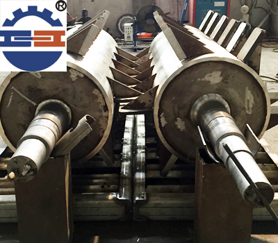 真空耙式干燥機(jī)內(nèi)部結(jié)構(gòu) 真空耙式干燥機(jī)內(nèi)部結(jié)構(gòu)